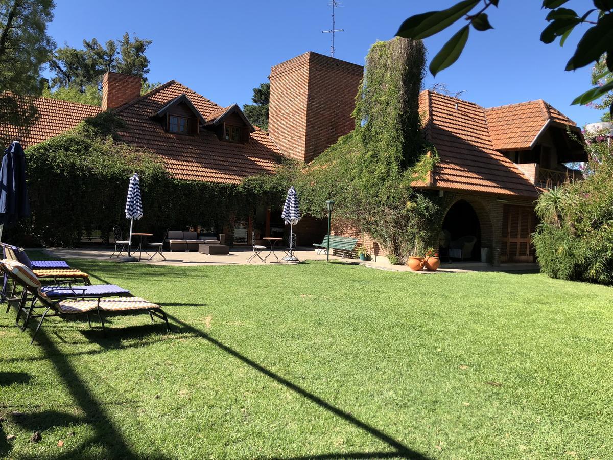 Hotel Aeropuerto Ezeiza Casa De Mr Monte Grande Ngoại thất bức ảnh