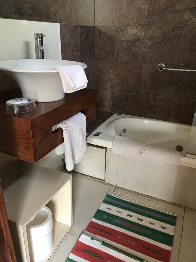 Hotel Aeropuerto Ezeiza Casa De Mr Monte Grande Ngoại thất bức ảnh
